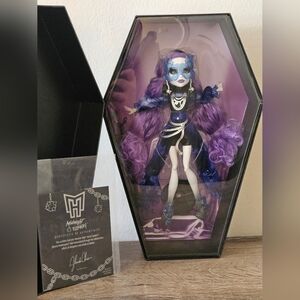 Monster High~SPECTRA Vondergeist~Haunt Couture Midnight Runway Collector Doll